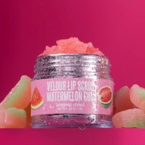 WATERMELON GUM LIPSCRUB JEFFREE STAR